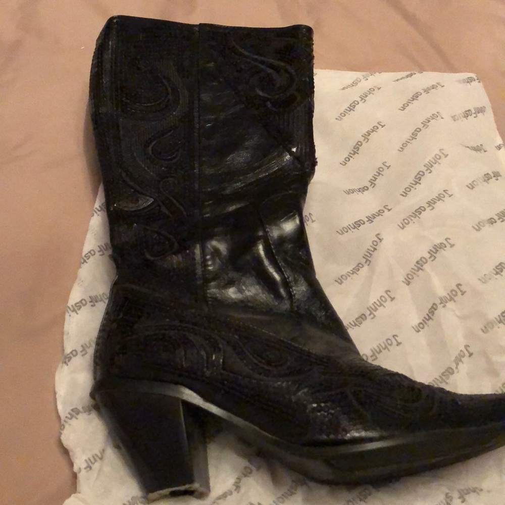 Western mid calf sequin black boots